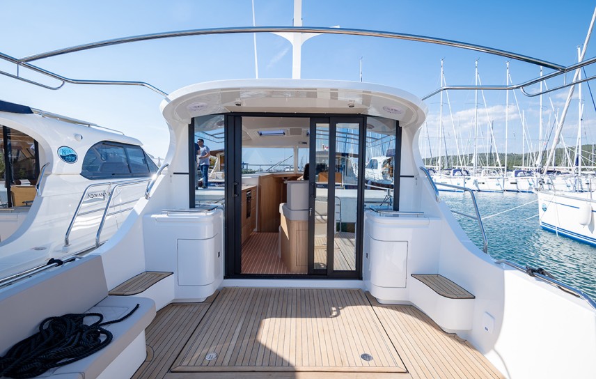 Adriana 36 boat interijer
